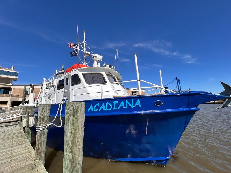 RV Acadiana, by Naufragiosus