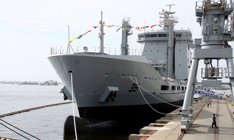 PNS Moawin, by Itsjawad