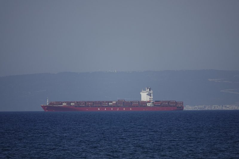 Navios Verde, by DmitTrix