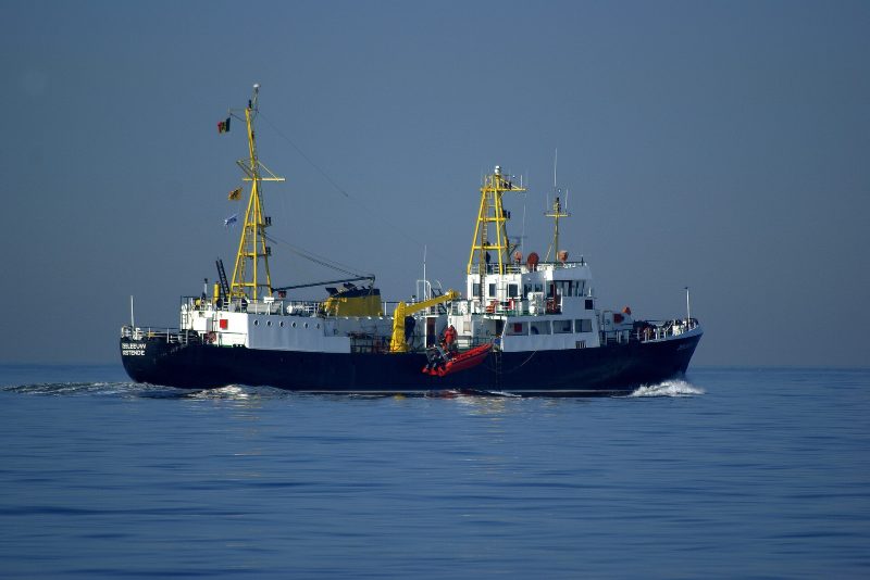RV Zeeleeuw, by Hans Hillewaert