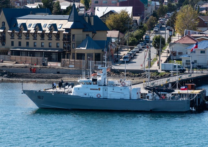 LSG-1617 Puerto Natales, by Gordon Leggett