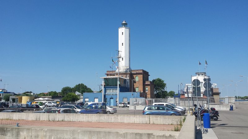 phare de Marina di Ravenna, by Gianni Careddu